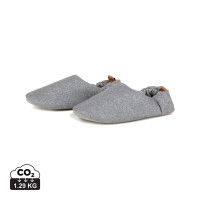 grey (± PMS 16-0000 TPG)