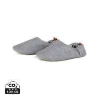 grey, granite grey (± PMS 16-0000 TPG/ ± PMS 18-5204 TPG)